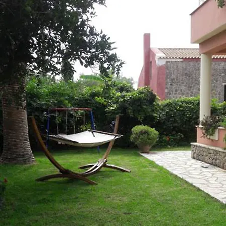 Kaloudis & Apartment *