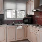 Apartamento Kaloudis & *