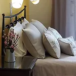 Kaloudis & Apartamento Dassia (Corfu)