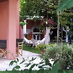 Kaloudis & Apartamento