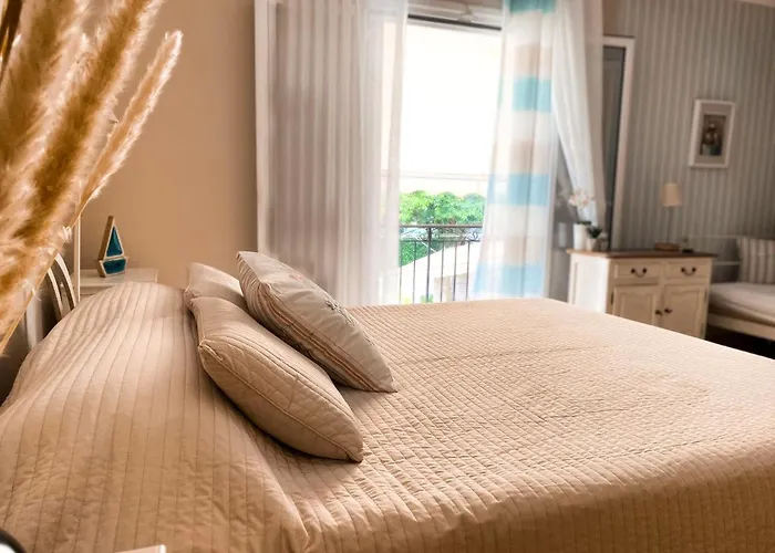 Apartamento Kaloudis & *