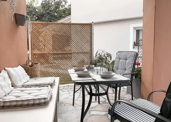Kaloudis & Apartamento Dassia (Corfu)